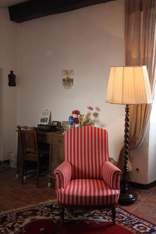 Chateau Rosans Bed and Breakfast Kamer foto