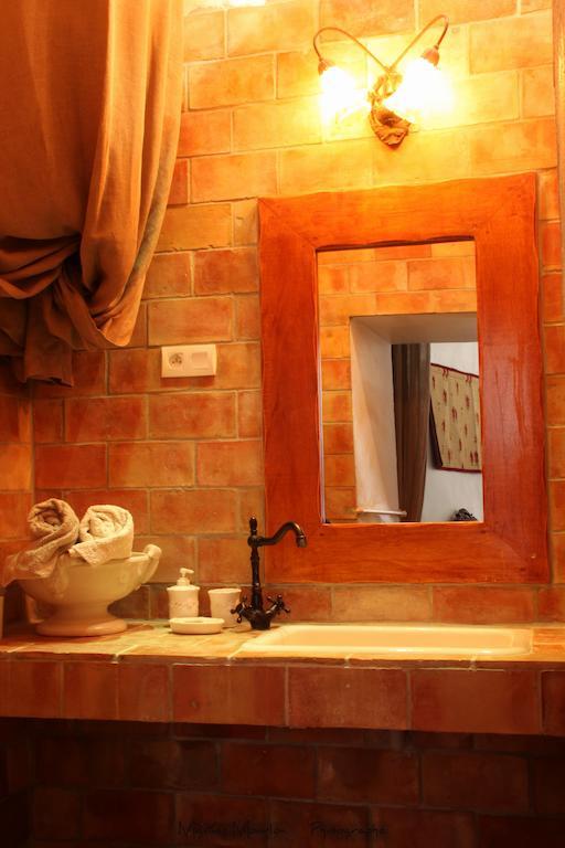 Chateau Rosans Bed and Breakfast Kamer foto